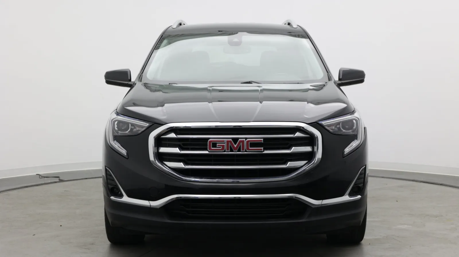 GMC Terrain photo 2
