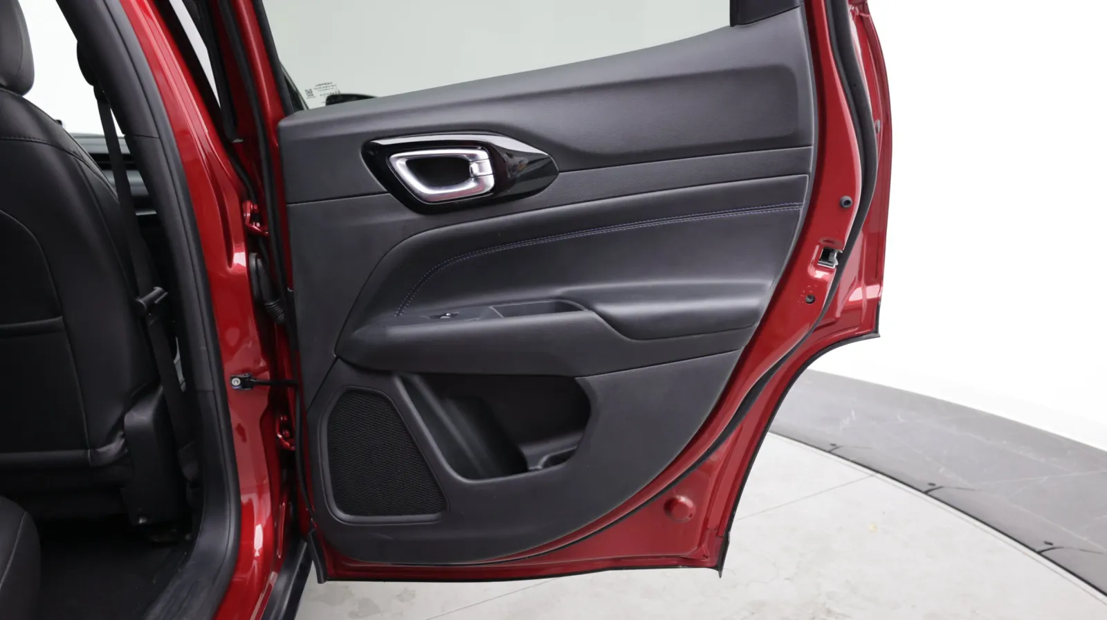 Jeep Compass photo 40