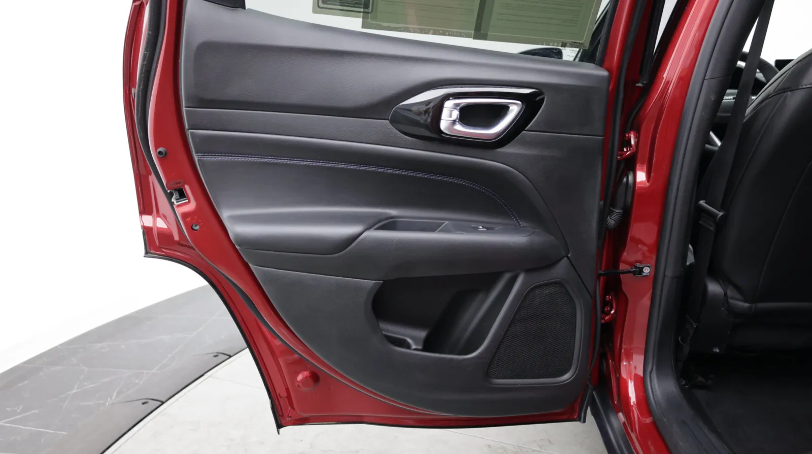 Jeep Compass photo 33