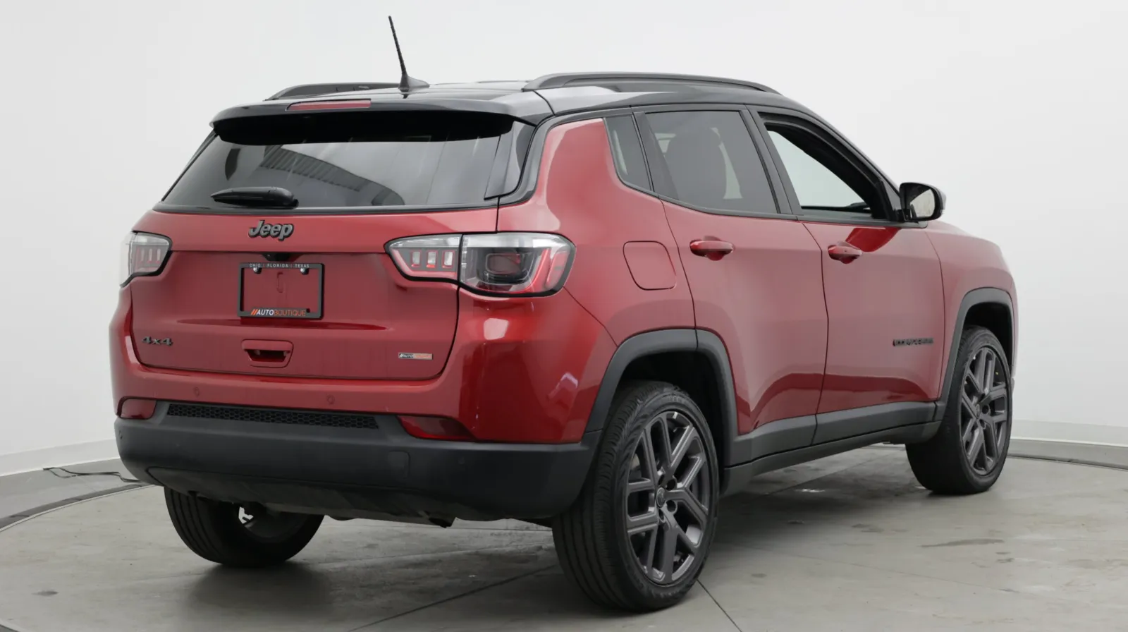 Jeep Compass photo 7