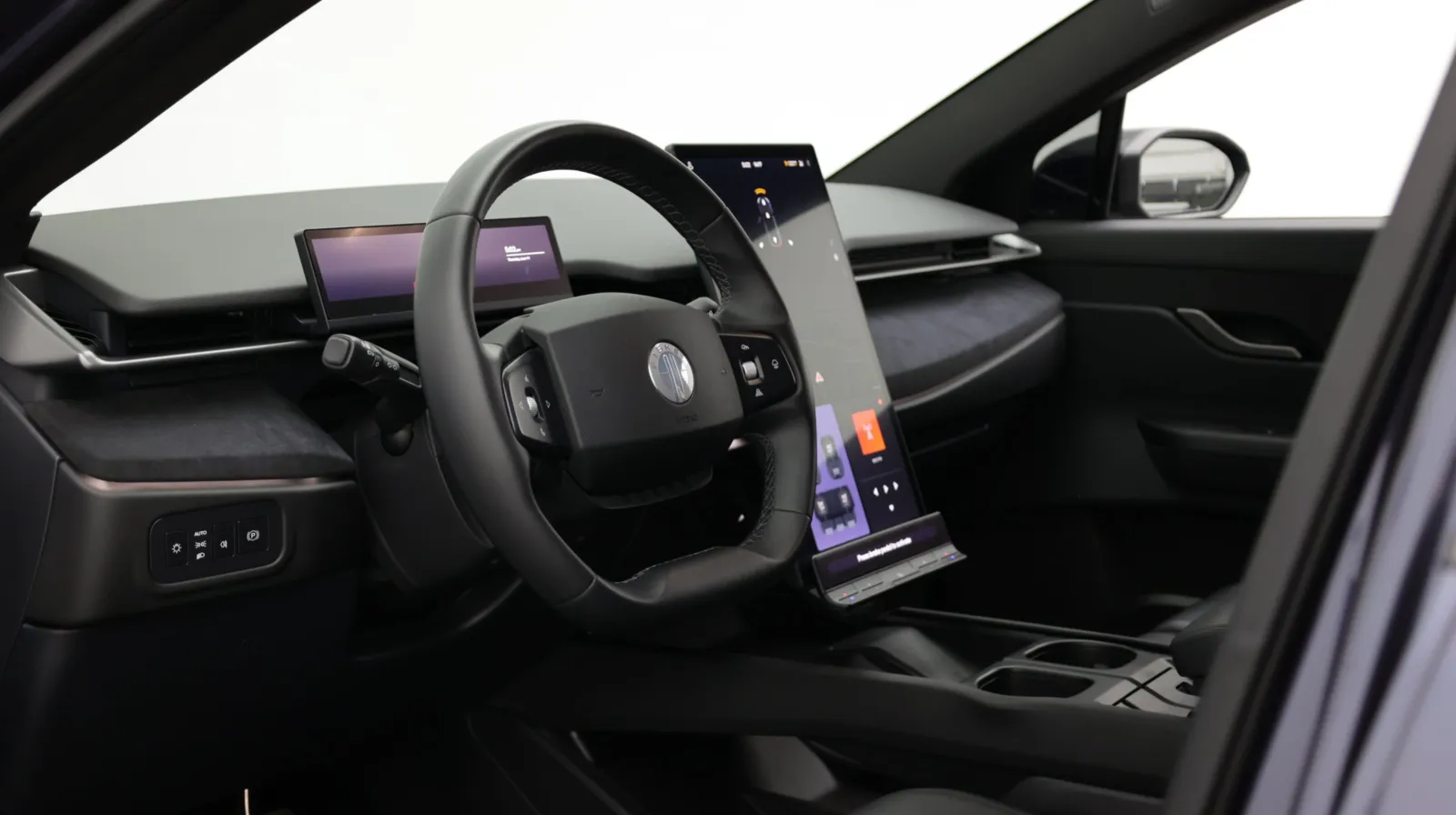 Fisker Ocean photo 18