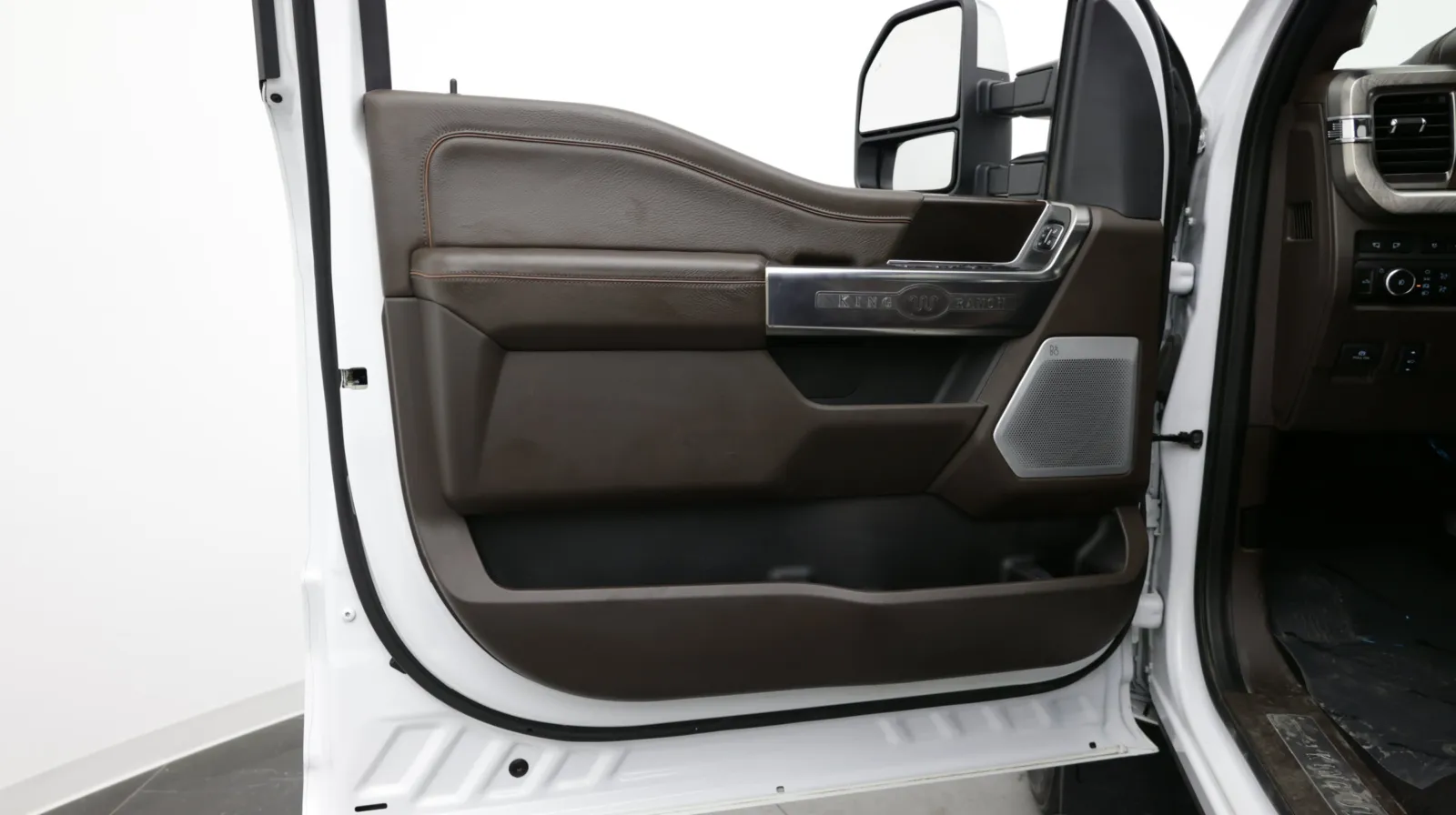 Ford F-250 photo 12