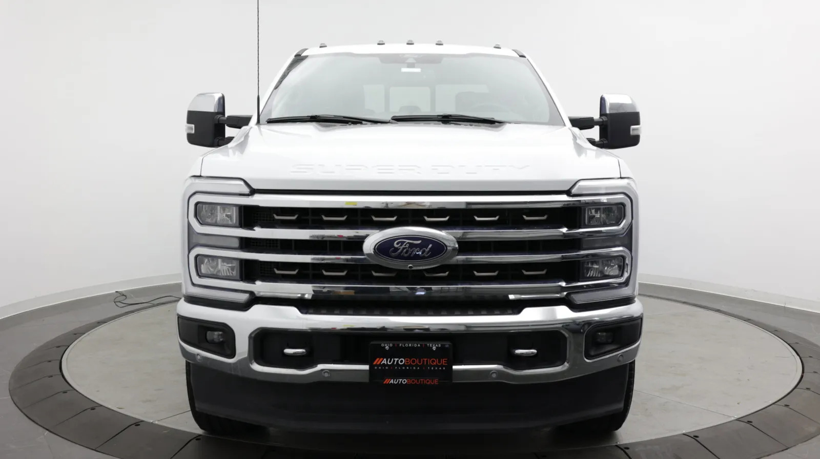 Ford F-250 photo 2