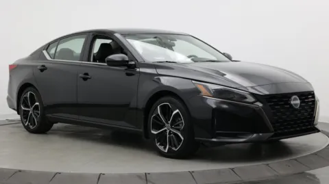 Another view of 2023 Nissan Altima 2.5 SR for sale in Jacksonville, FL at Auto Boutique Florida