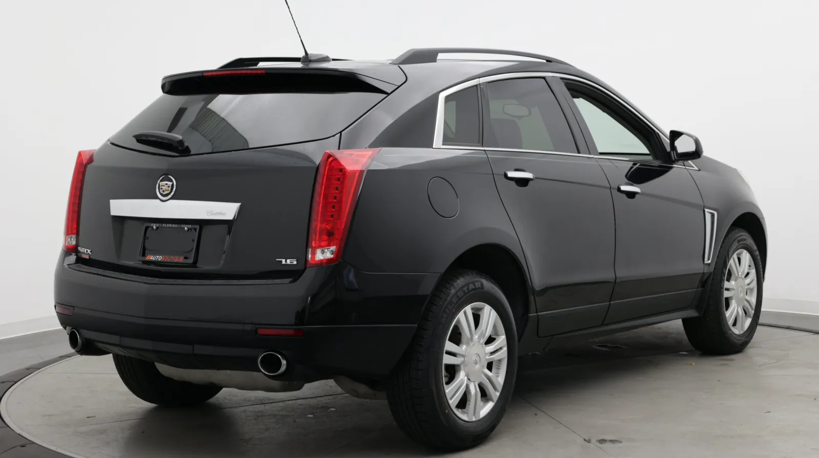 Cadillac SRX photo 7