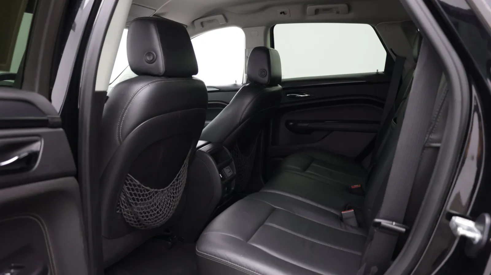 Cadillac SRX photo 20