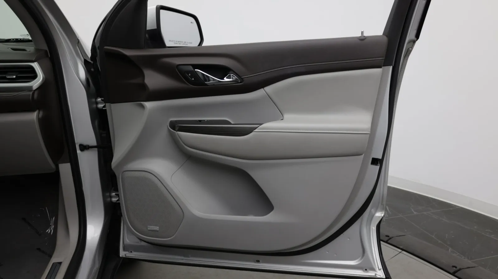 GMC Acadia photo 41