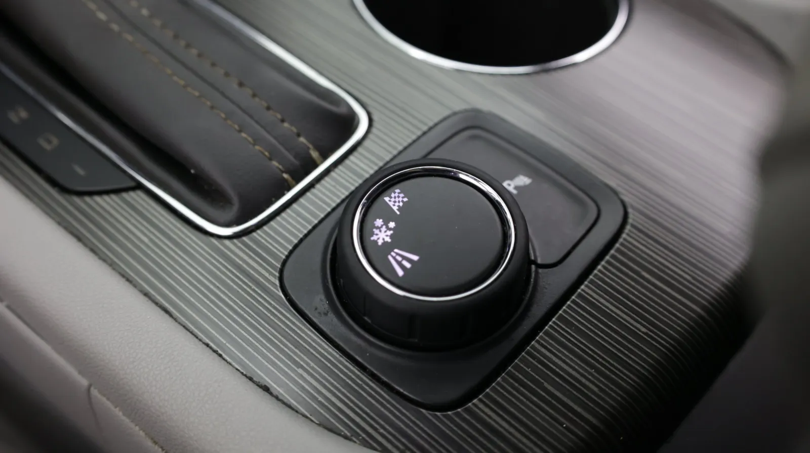GMC Acadia photo 20