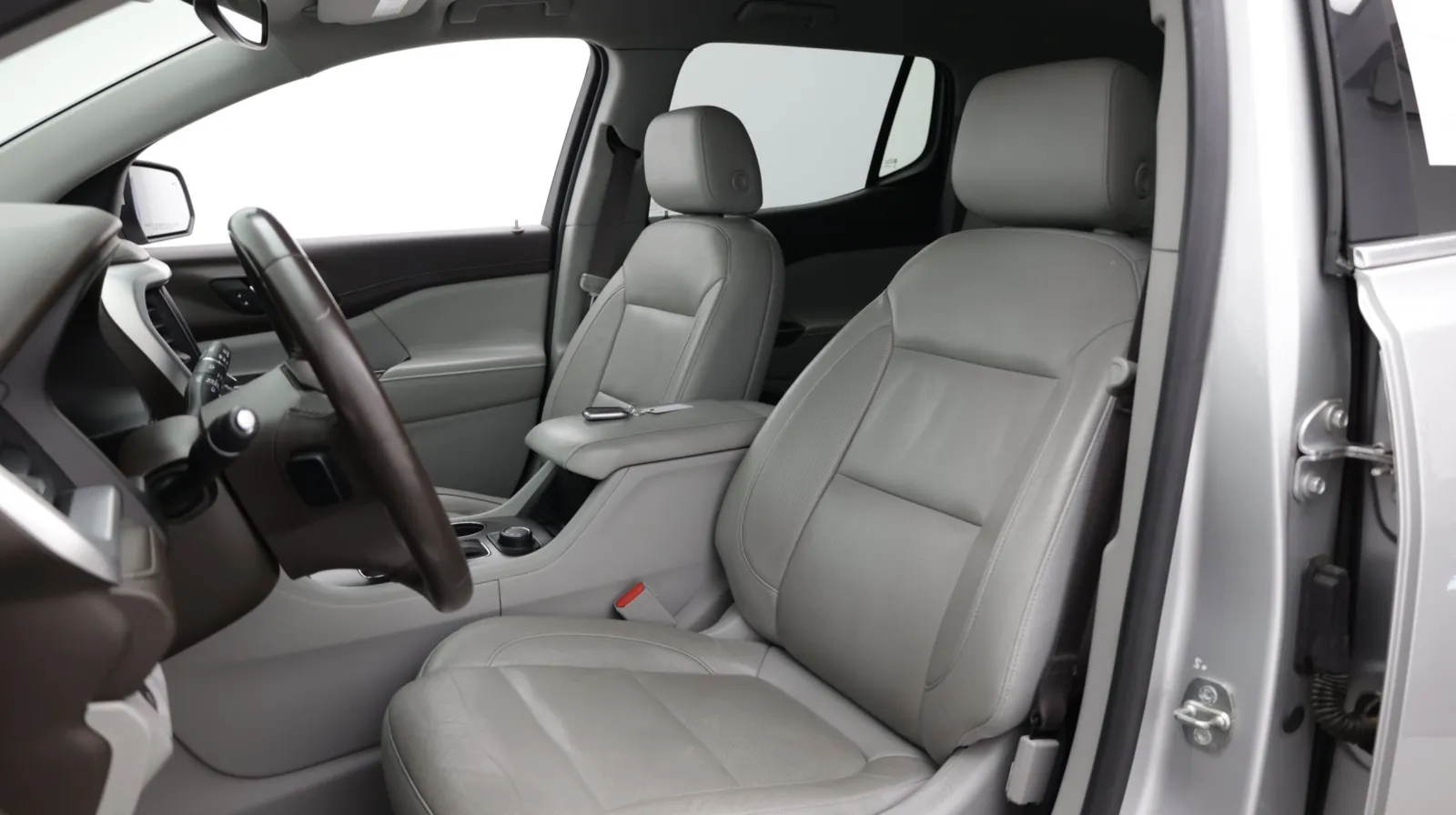 GMC Acadia photo 18