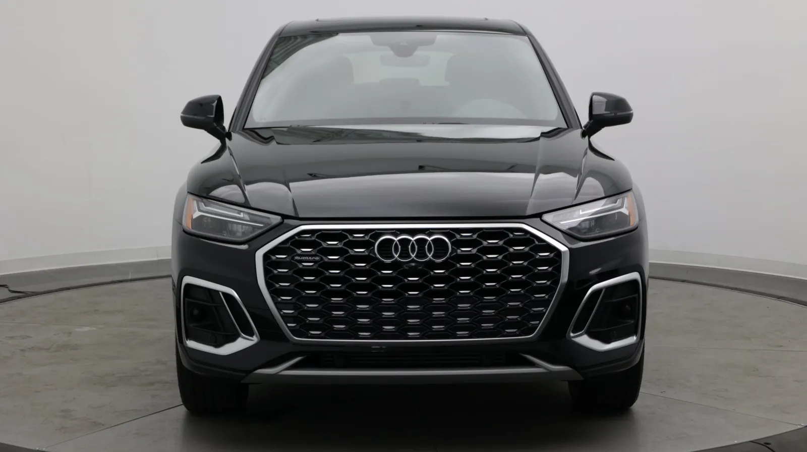 Audi Q5 photo 2