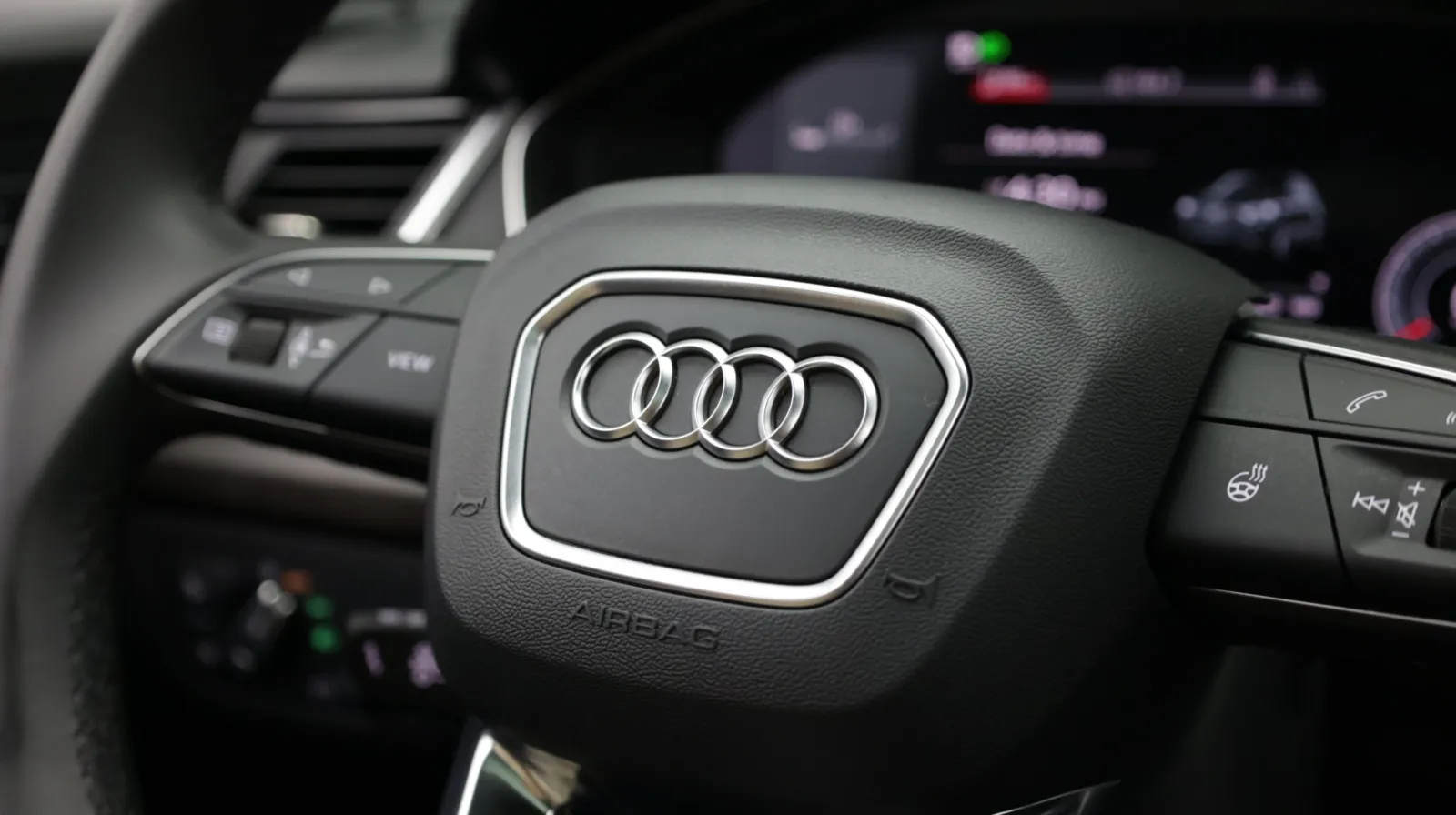 Audi Q5 photo 31