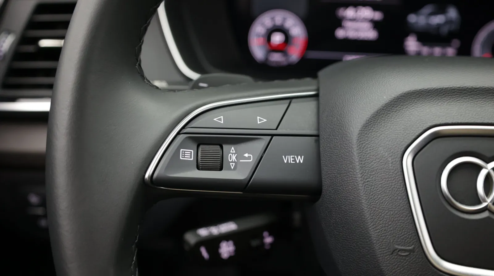 Audi Q5 photo 28