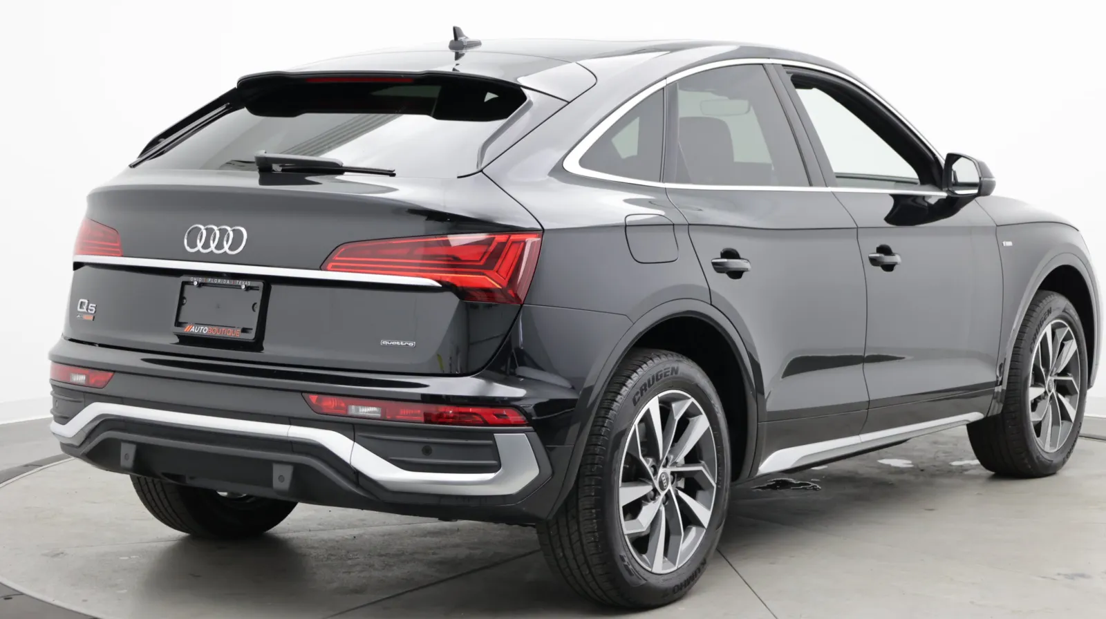 Audi Q5 photo 8
