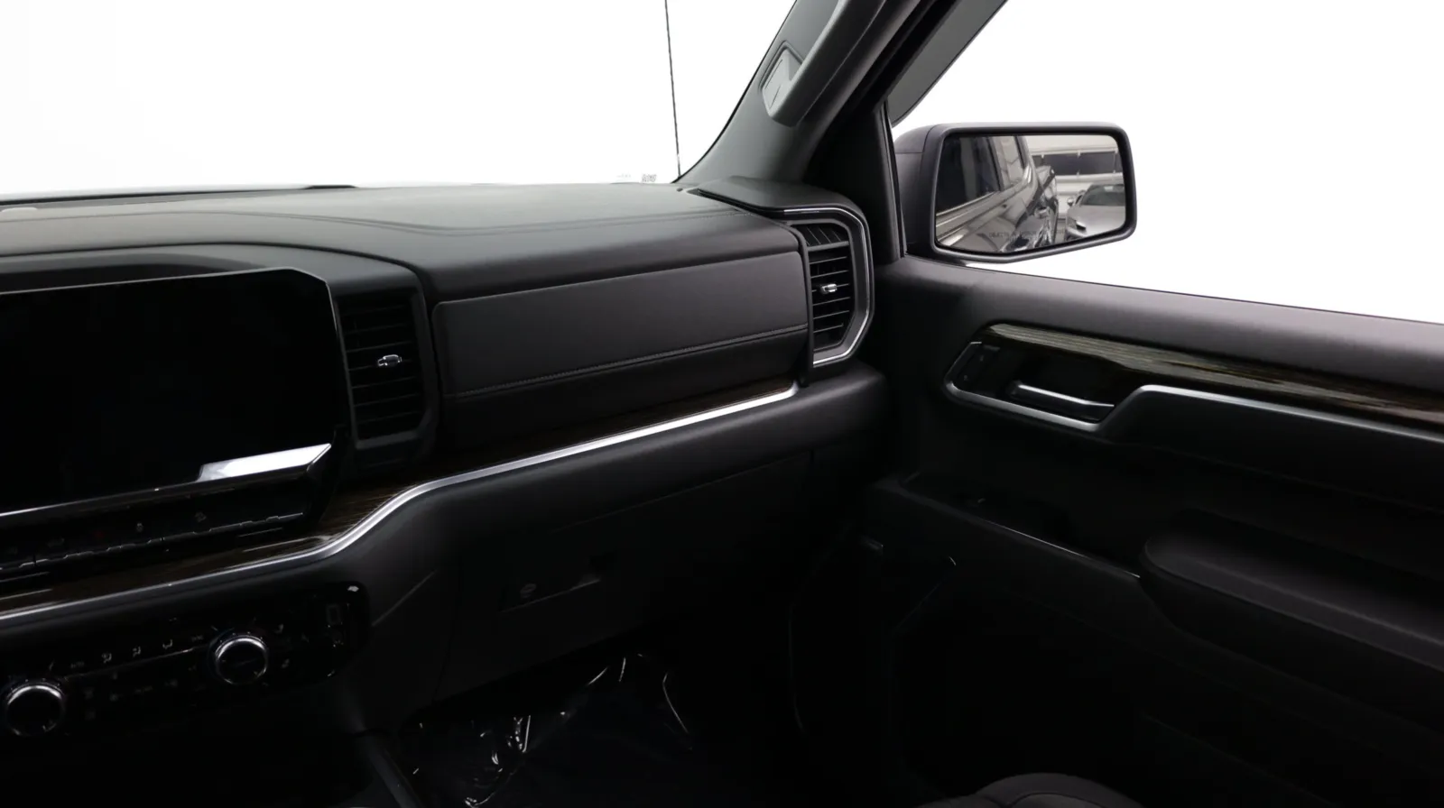 GMC Sierra photo 32