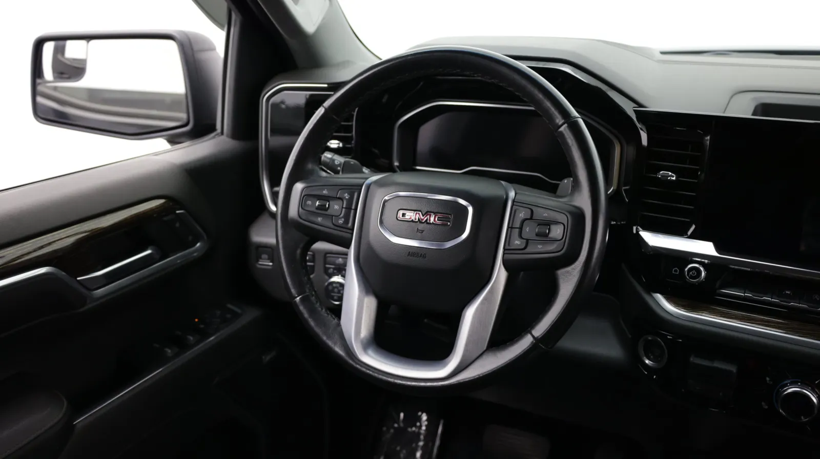 GMC Sierra photo 30