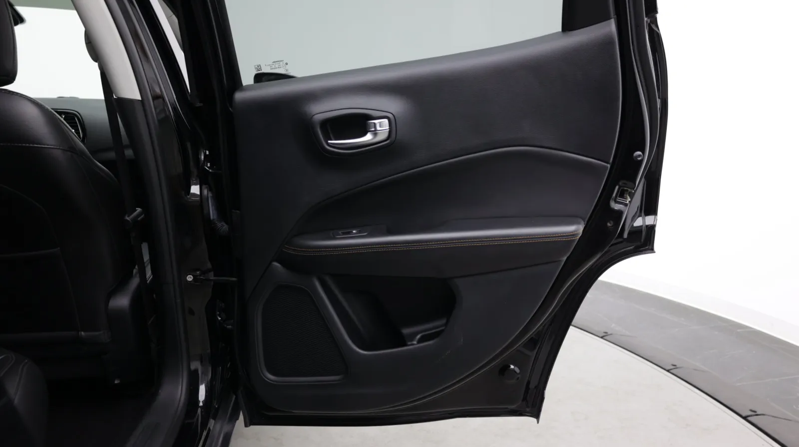 Jeep Compass photo 33