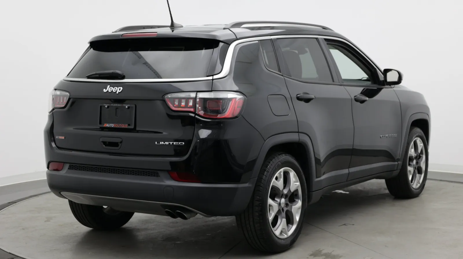 Jeep Compass photo 7
