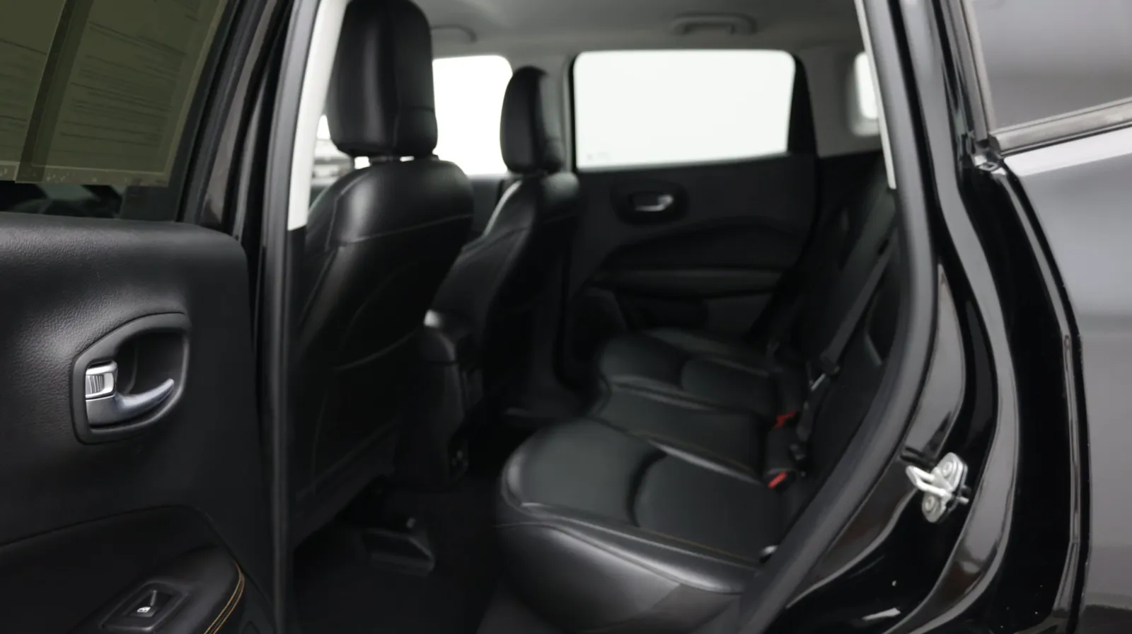 Jeep Compass photo 26
