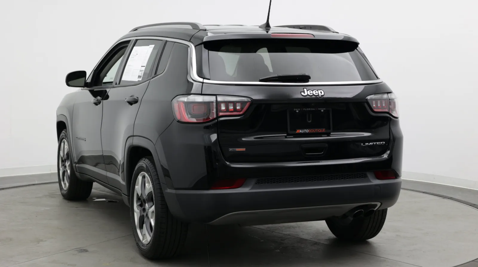 Jeep Compass photo 4