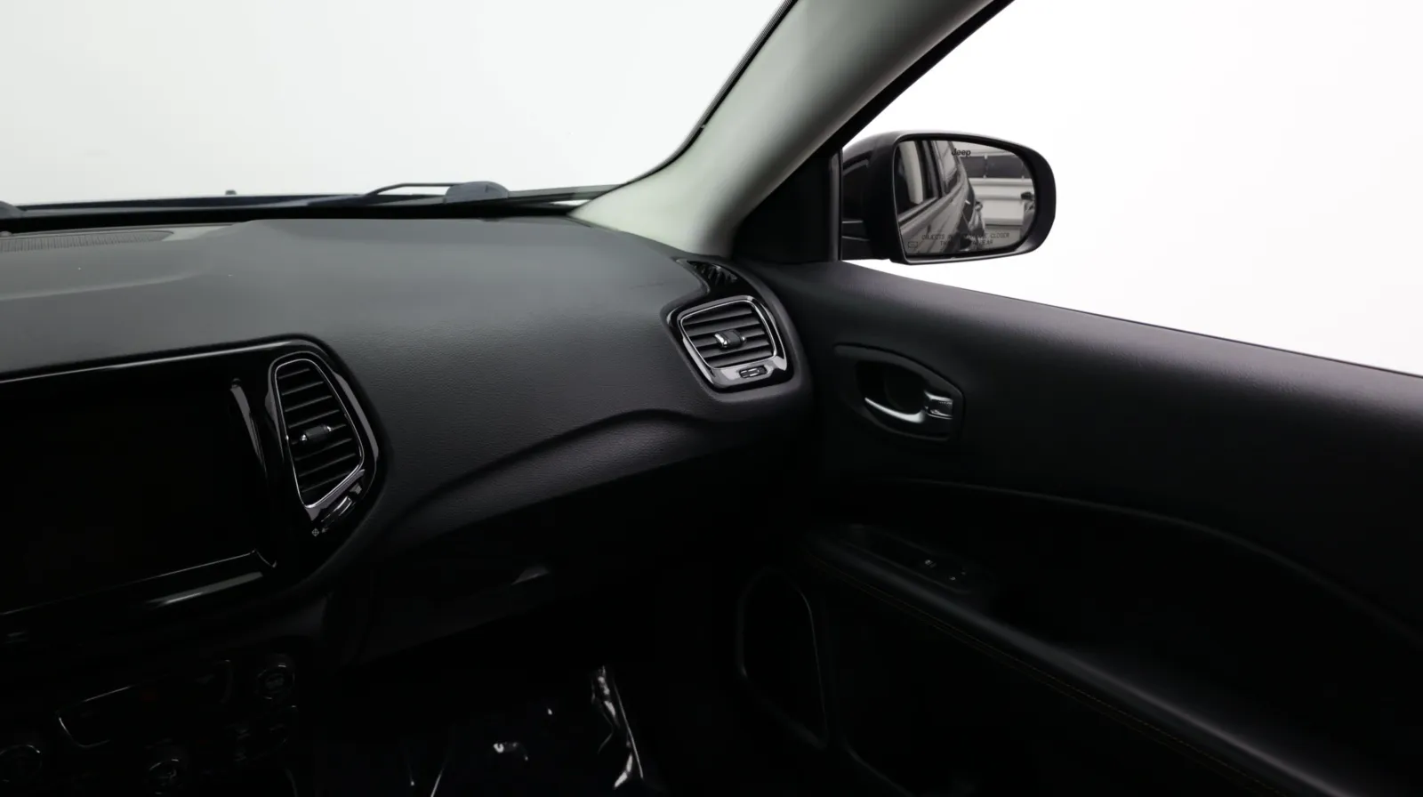 Jeep Compass photo 31