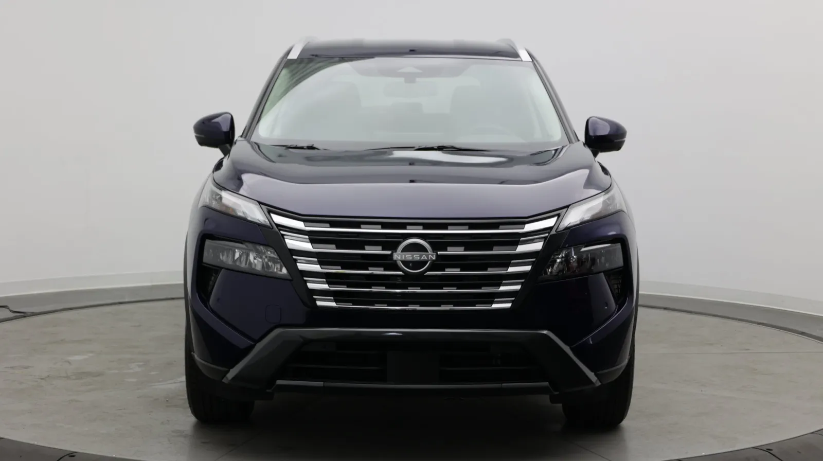 Nissan Rogue photo 2