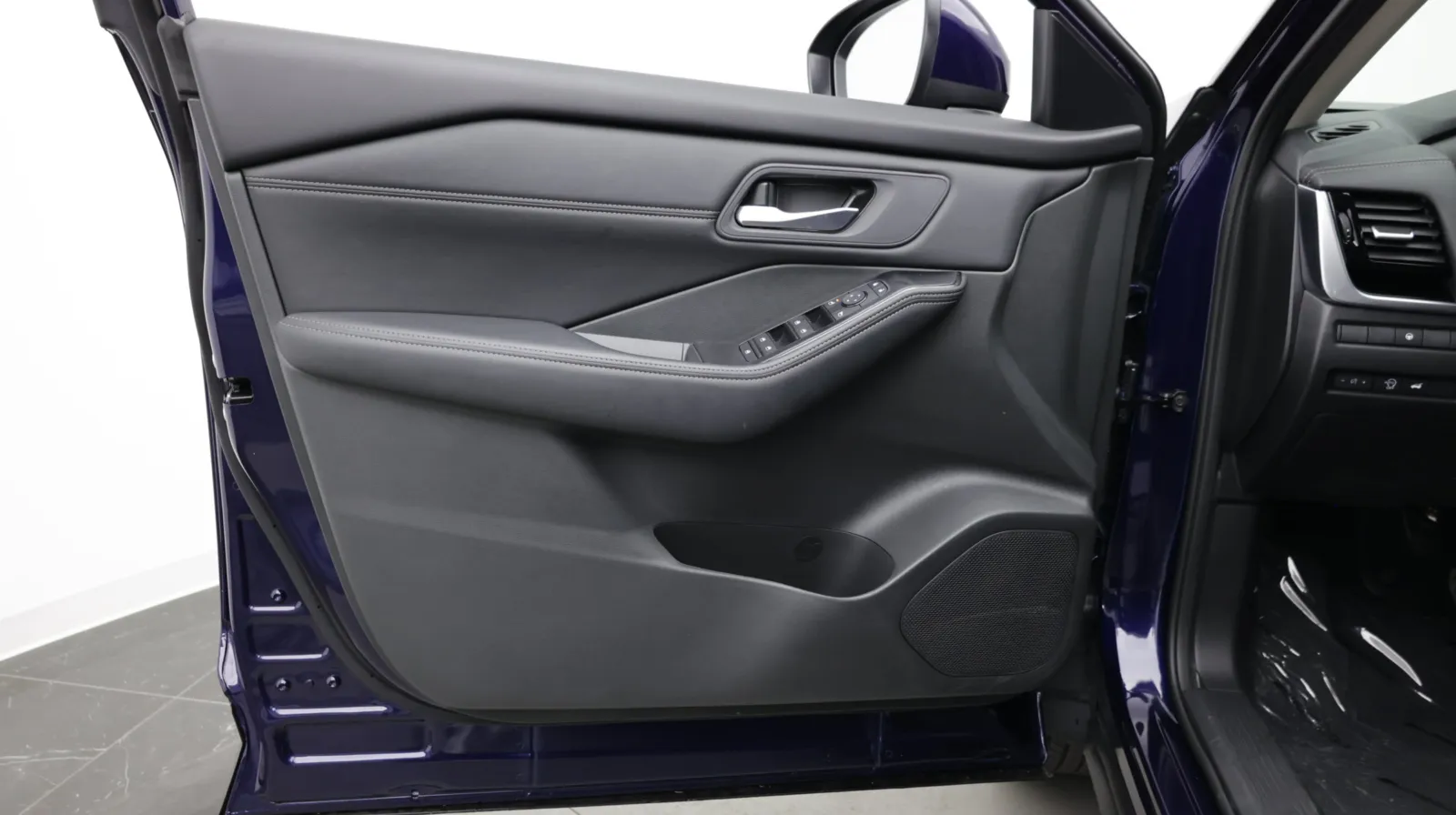 Nissan Rogue photo 15