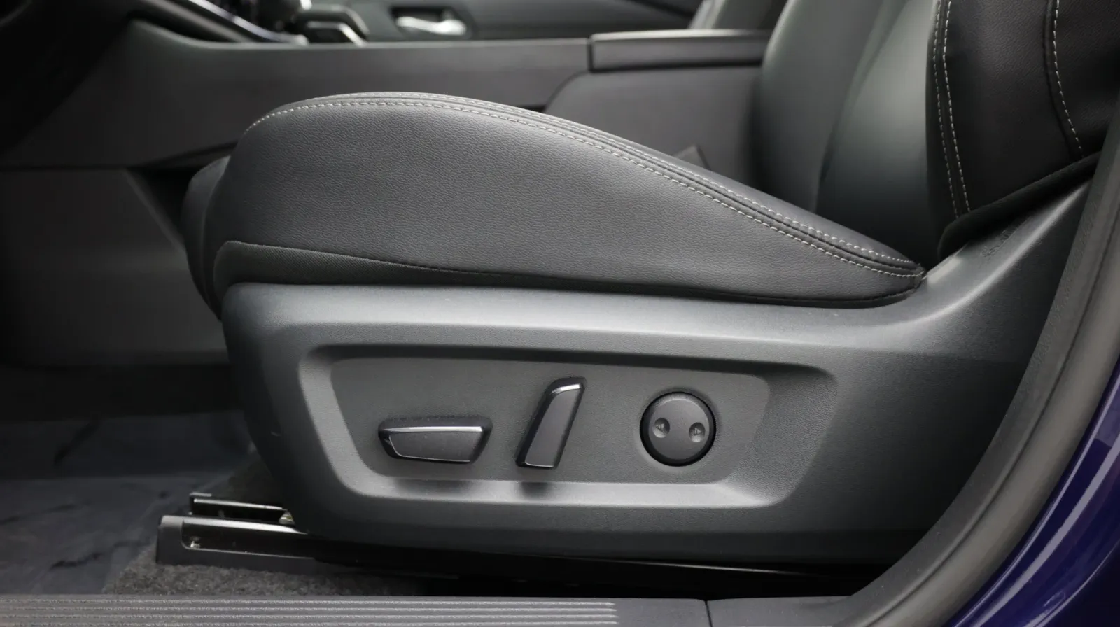 Nissan Rogue photo 18