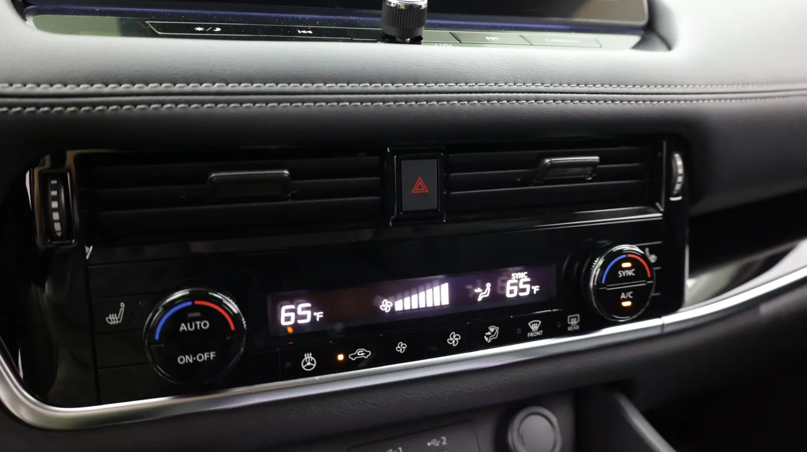Nissan Rogue photo 24