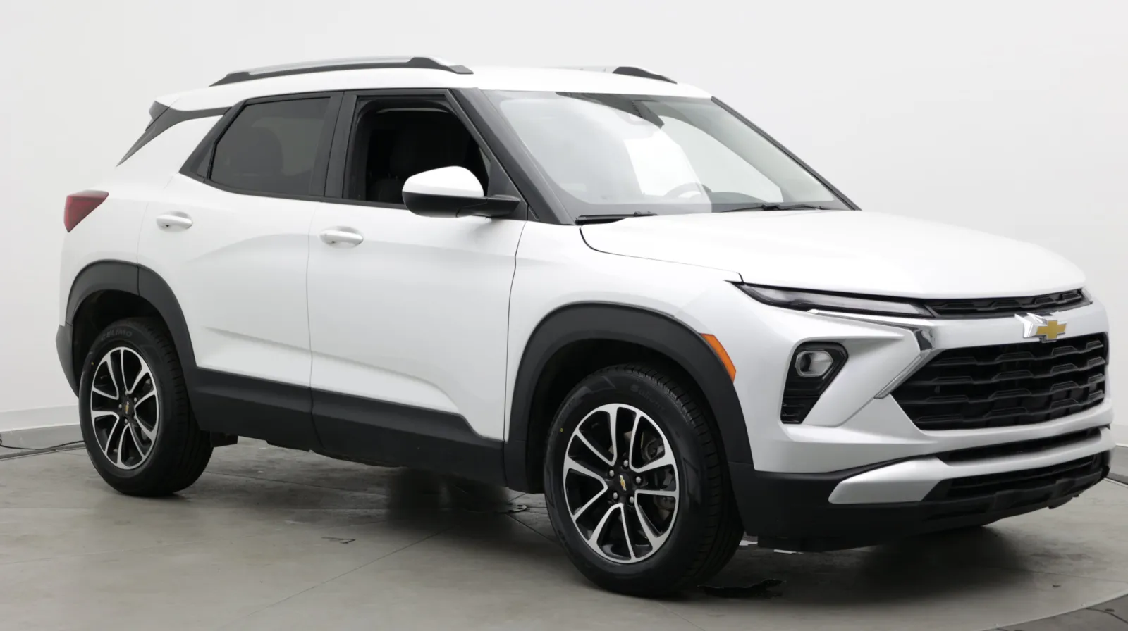 Chevrolet Trailblazer photo 3