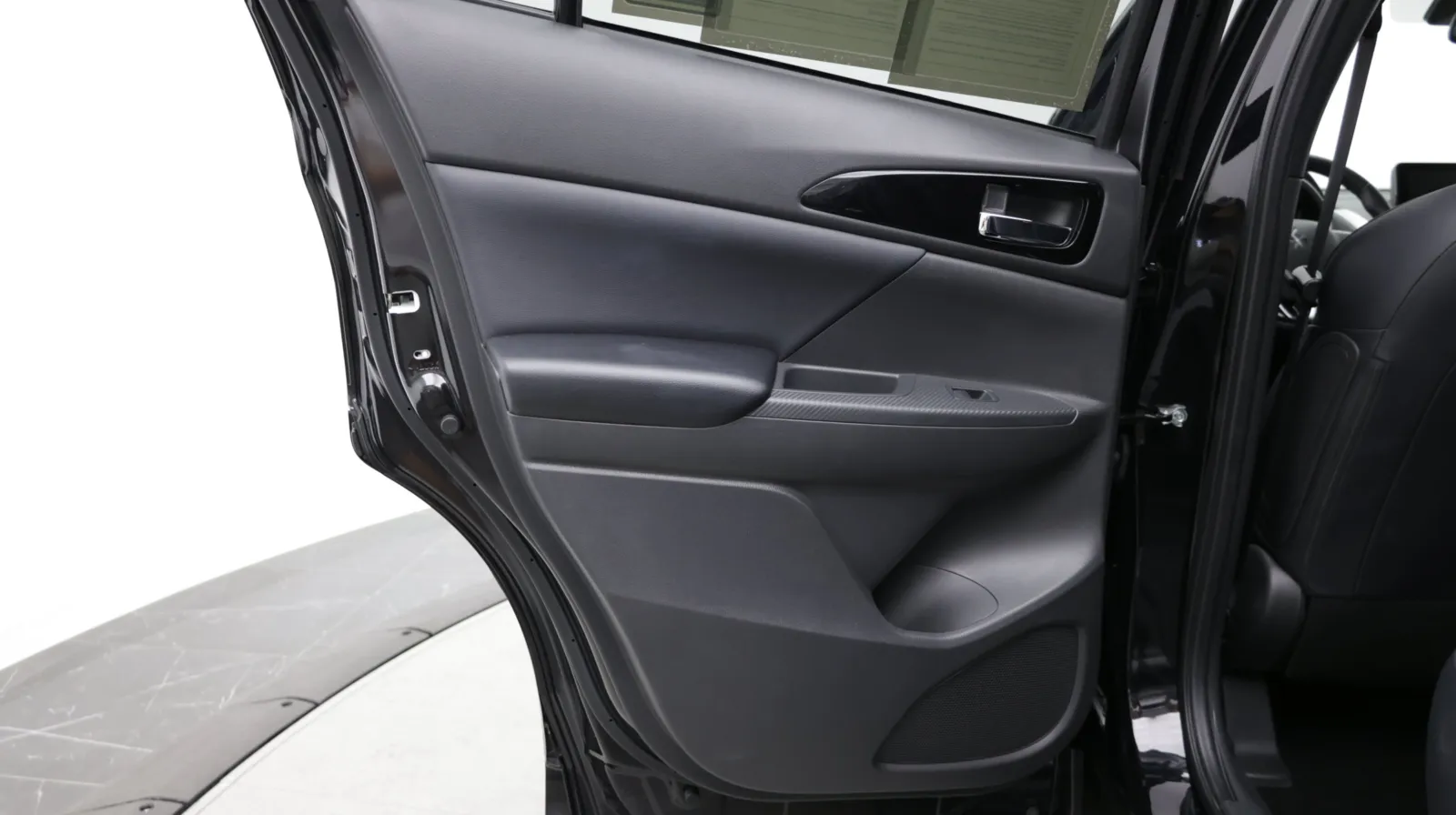Mitsubishi Eclipse Cross photo 29