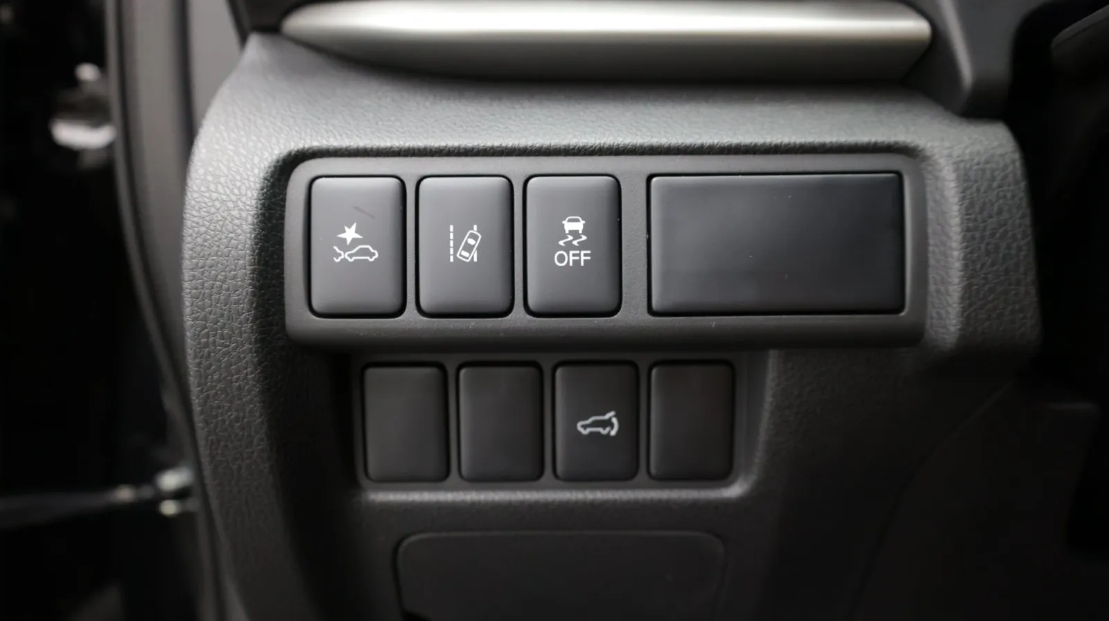Mitsubishi Eclipse Cross photo 17