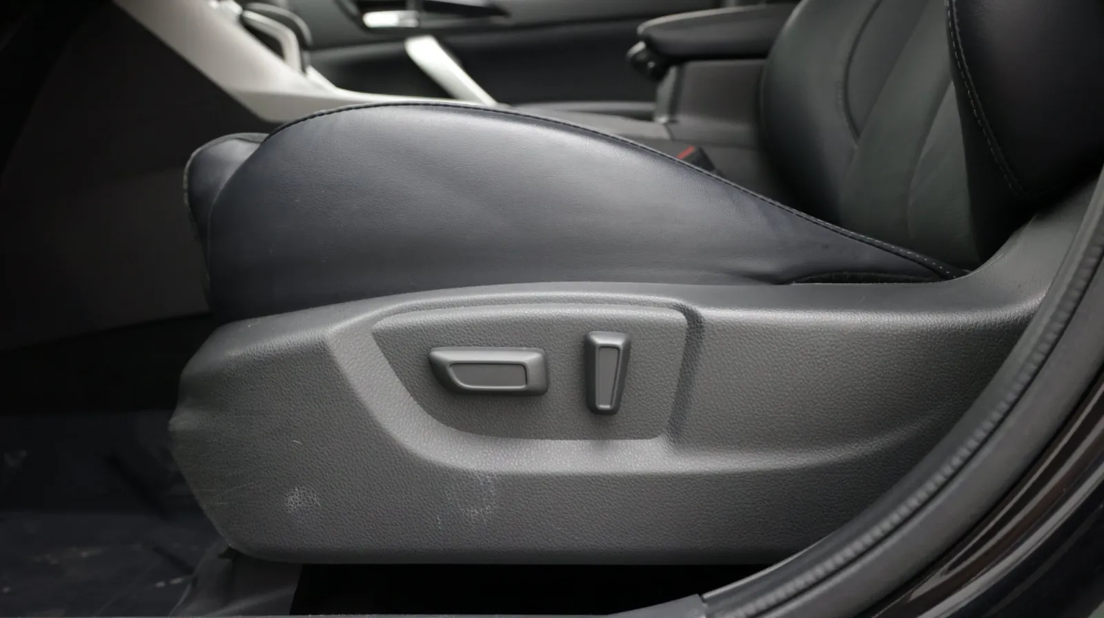 Mitsubishi Eclipse Cross photo 15