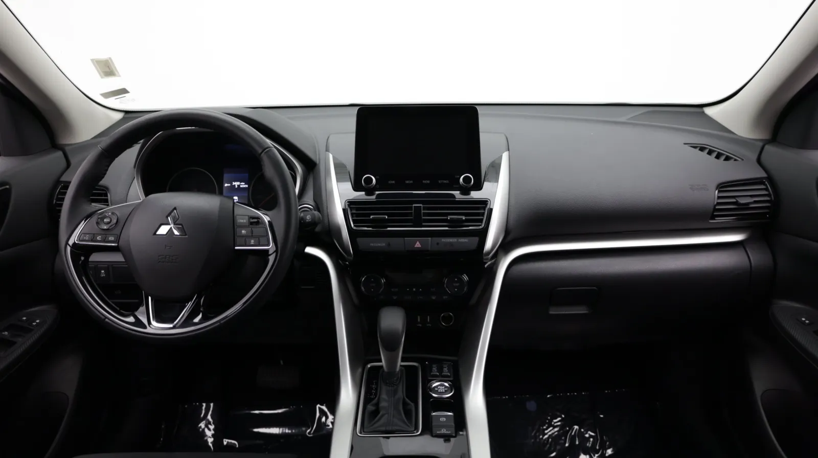 Mitsubishi Eclipse Cross photo 32