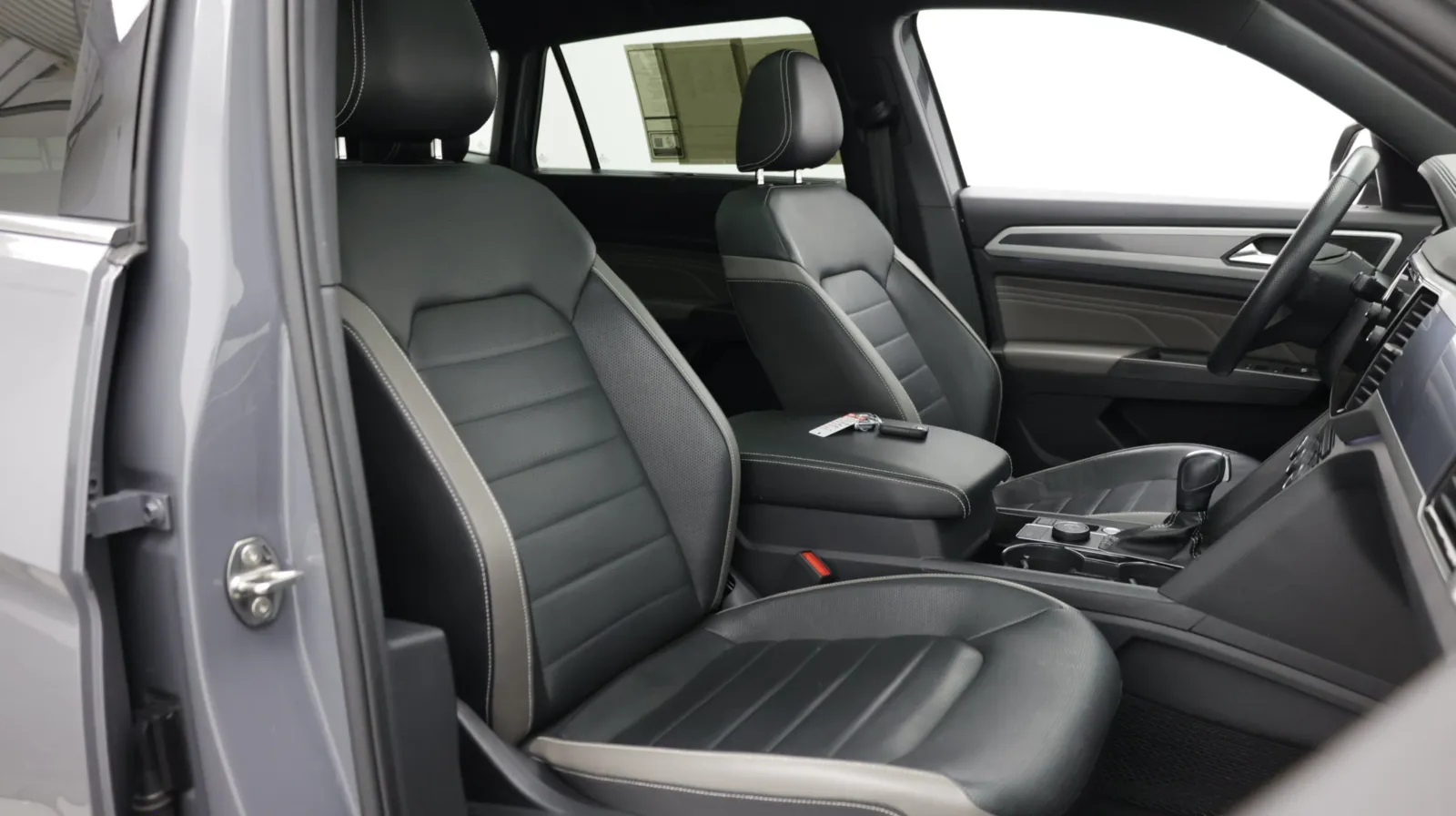Volkswagen Atlas Cross Sport photo 46
