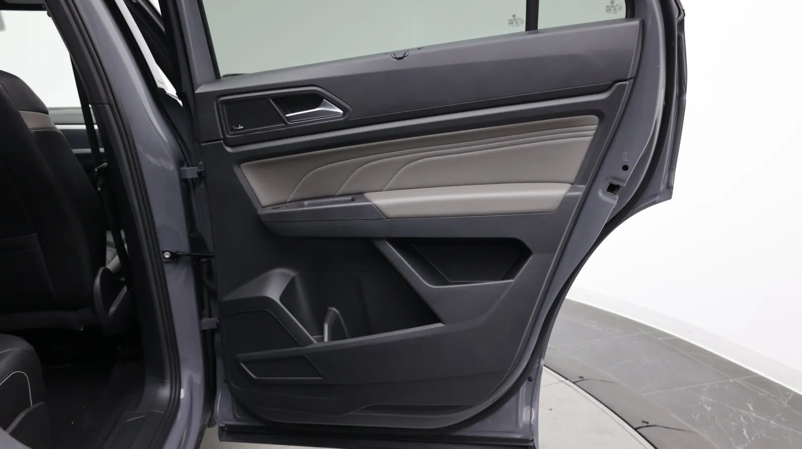 Volkswagen Atlas Cross Sport photo 39