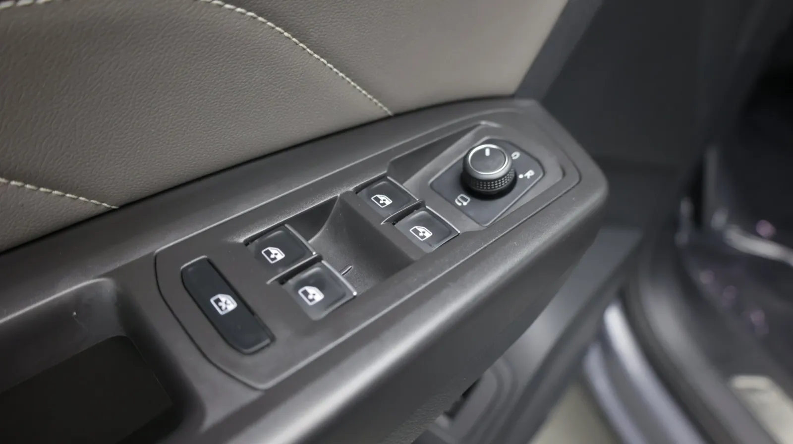 Volkswagen Atlas Cross Sport photo 14