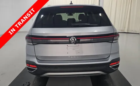 More photos of 2025 Volkswagen Taos SE at Auto Boutique Florida, FL