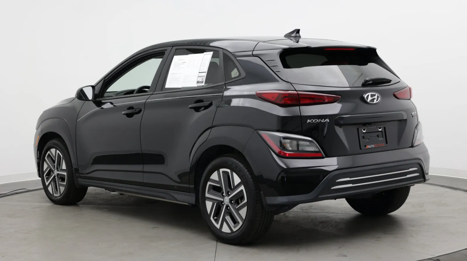 Hyundai Kona photo 5