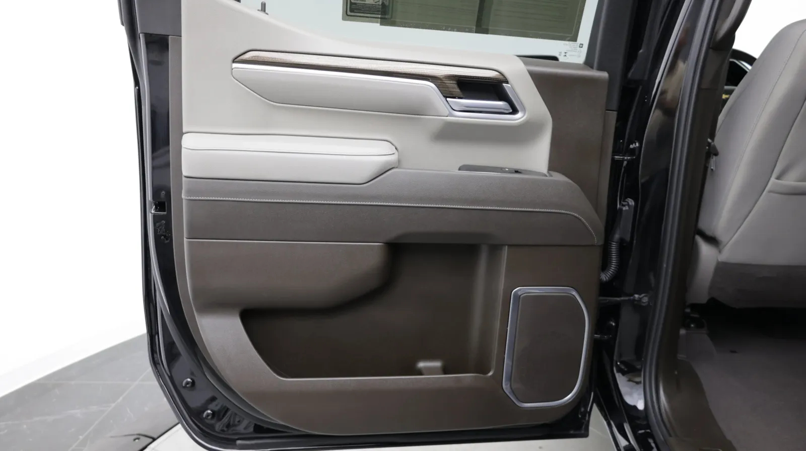 Chevrolet Silverado photo 26