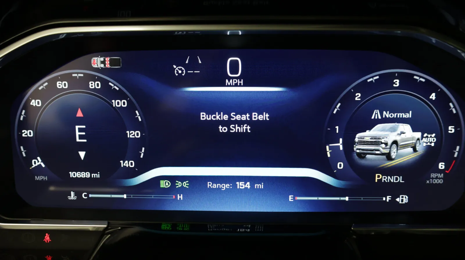 Chevrolet Silverado photo 17