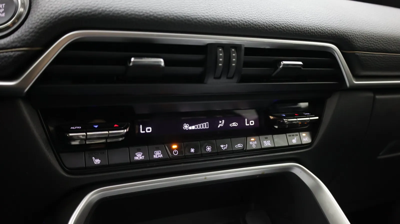 Mazda CX-90 photo 18