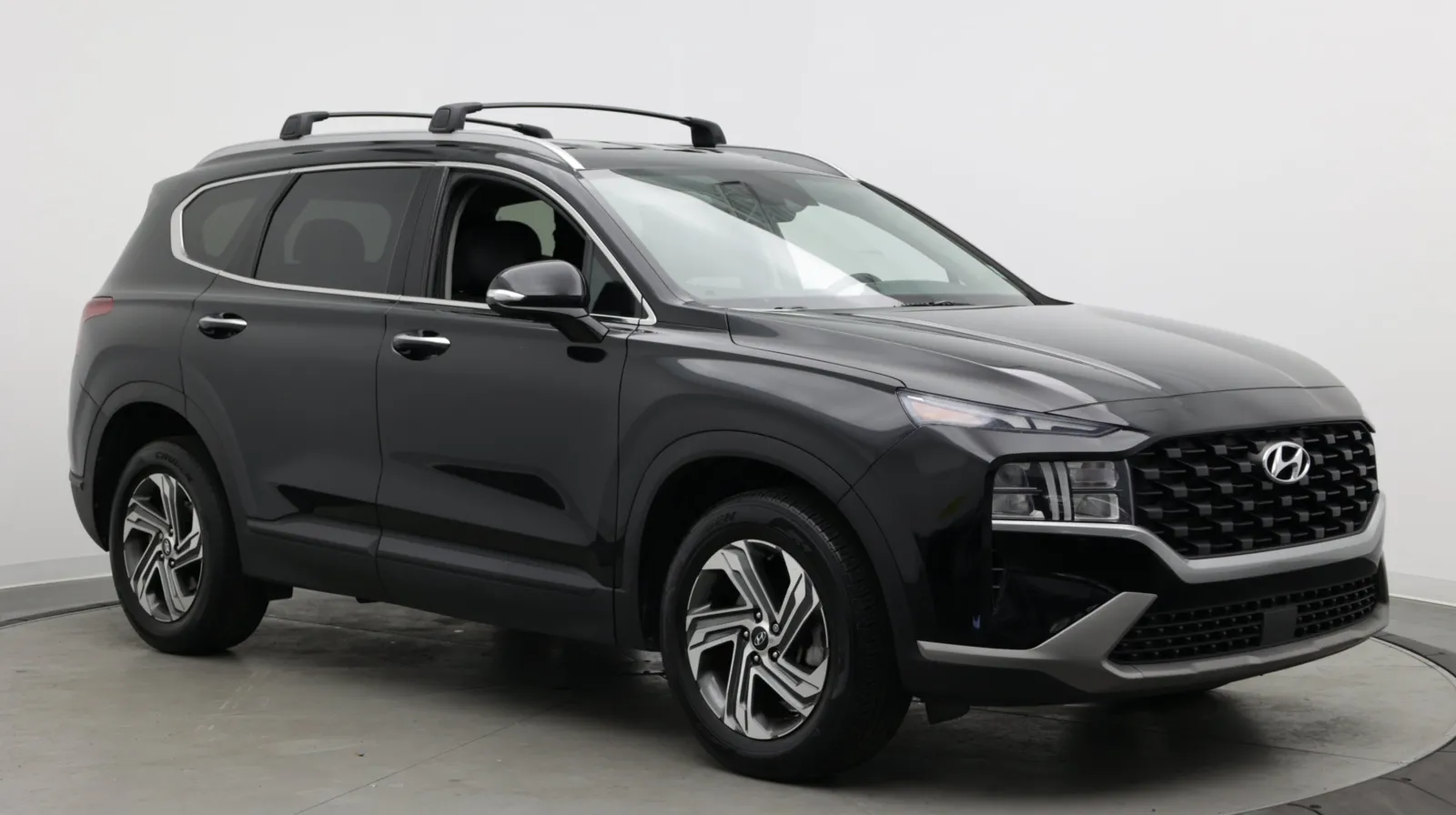 Hyundai Santa Fe photo 3