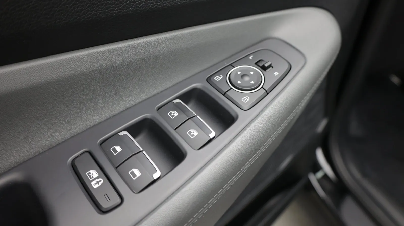 Hyundai Santa Fe photo 12