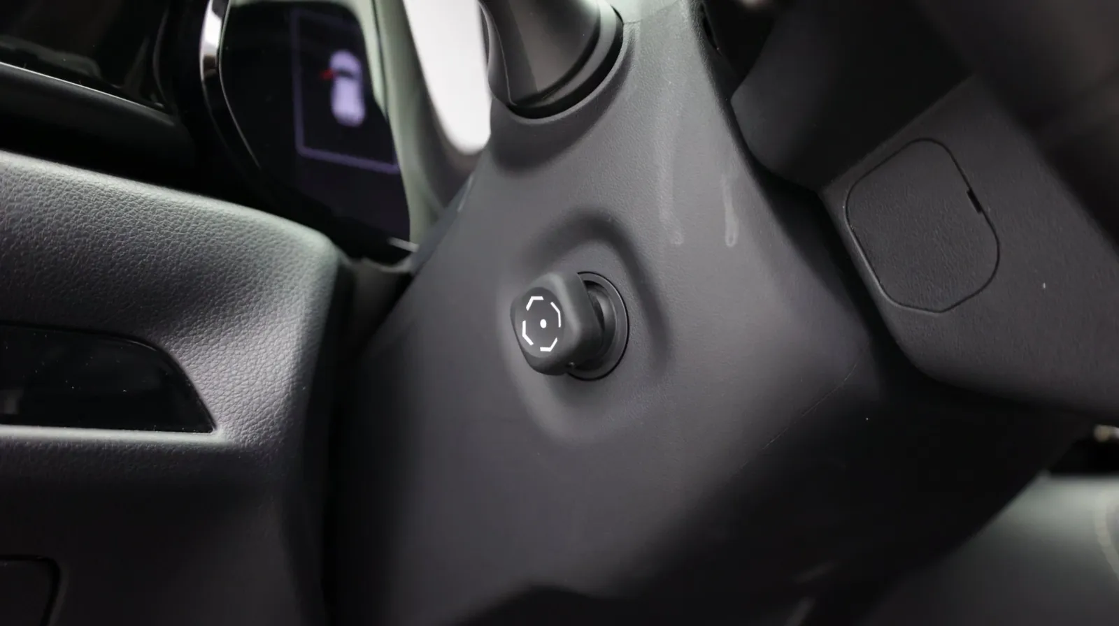 Lexus NX photo 19