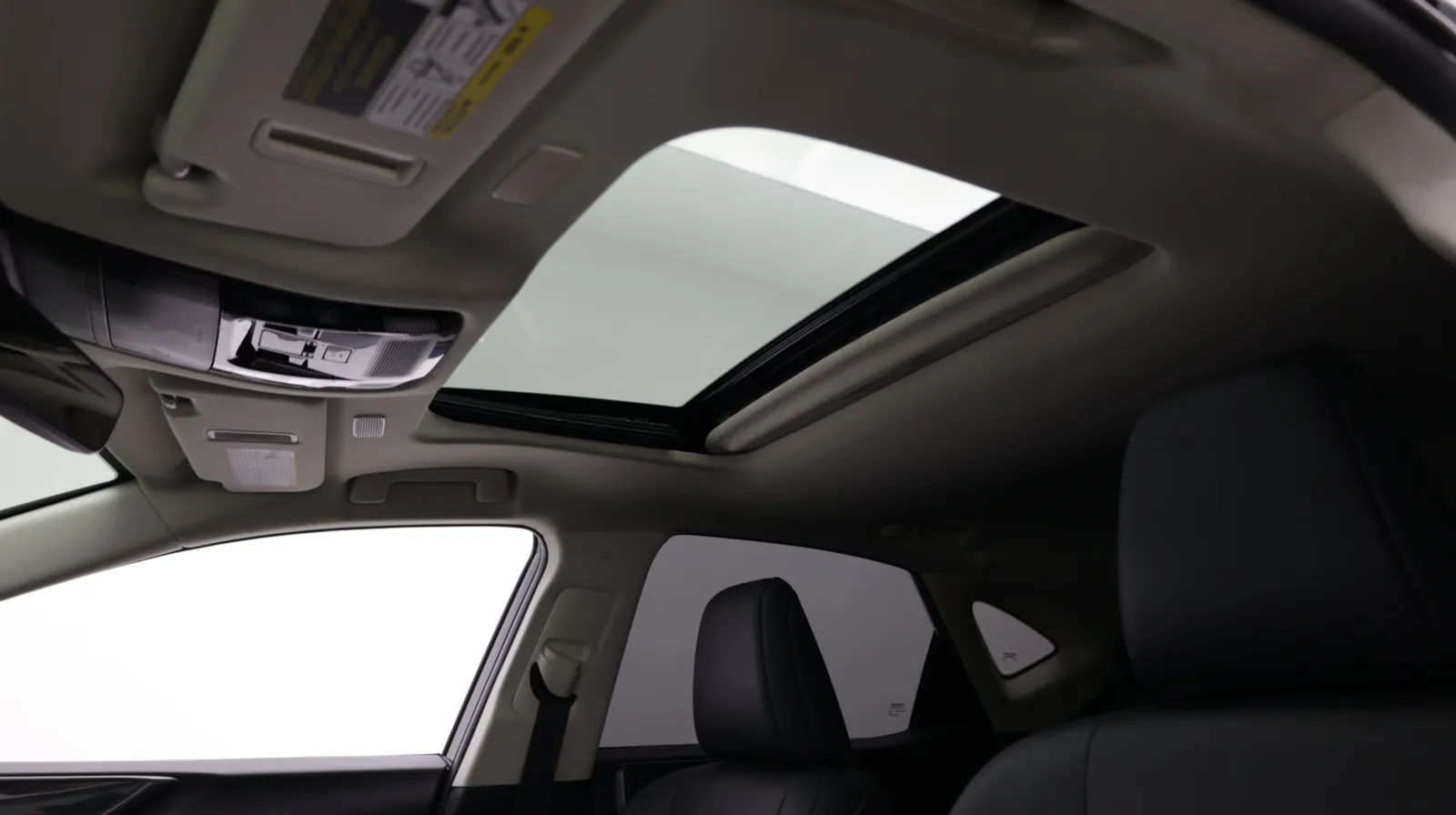 Lexus NX photo 18