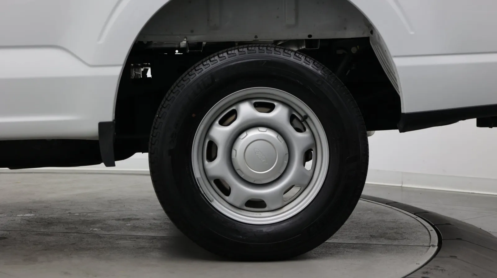 Ford F-150 photo 10