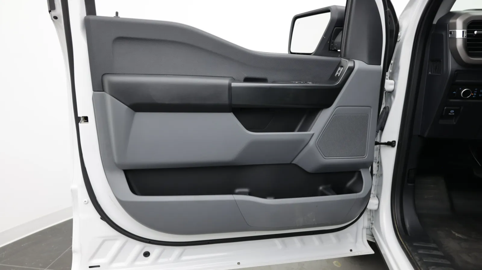 Ford F-150 photo 13