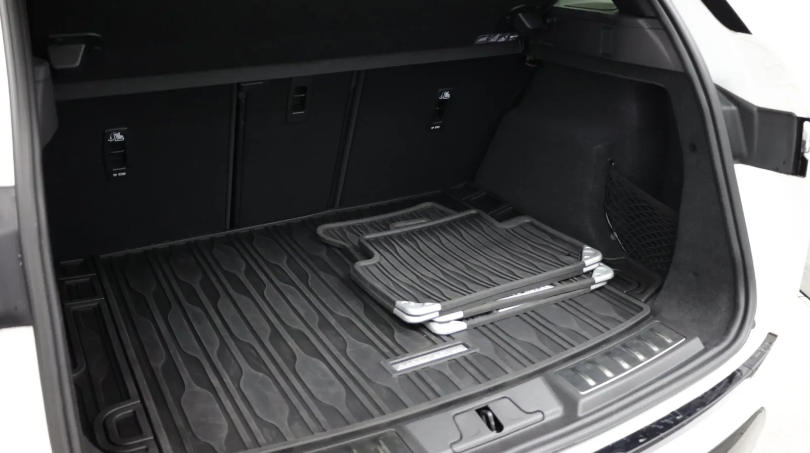 Land Rover Range Rover Evoque photo 34