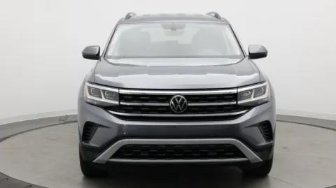 Photos of 2021 Volkswagen Atlas 3.6L V6 SE w/Technology for sale in Jacksonville, FL at Auto Boutique Florida