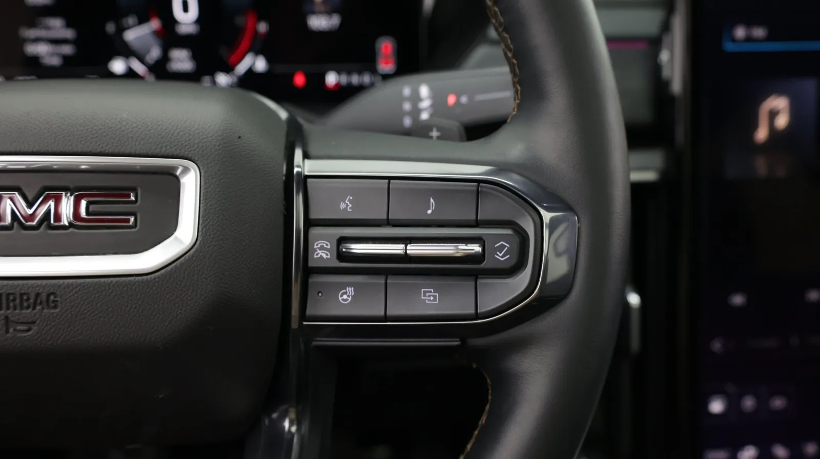 GMC Acadia photo 28